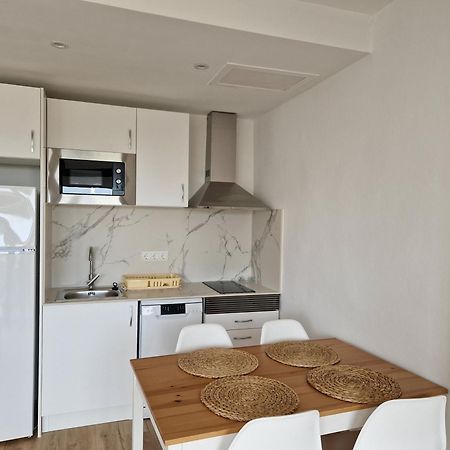 Apartamentos Bartolo Es Pujols Eksteriør billede